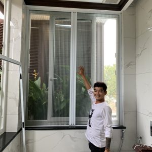 Cửa lưới chống muỗi dạng xếp 2 cánh